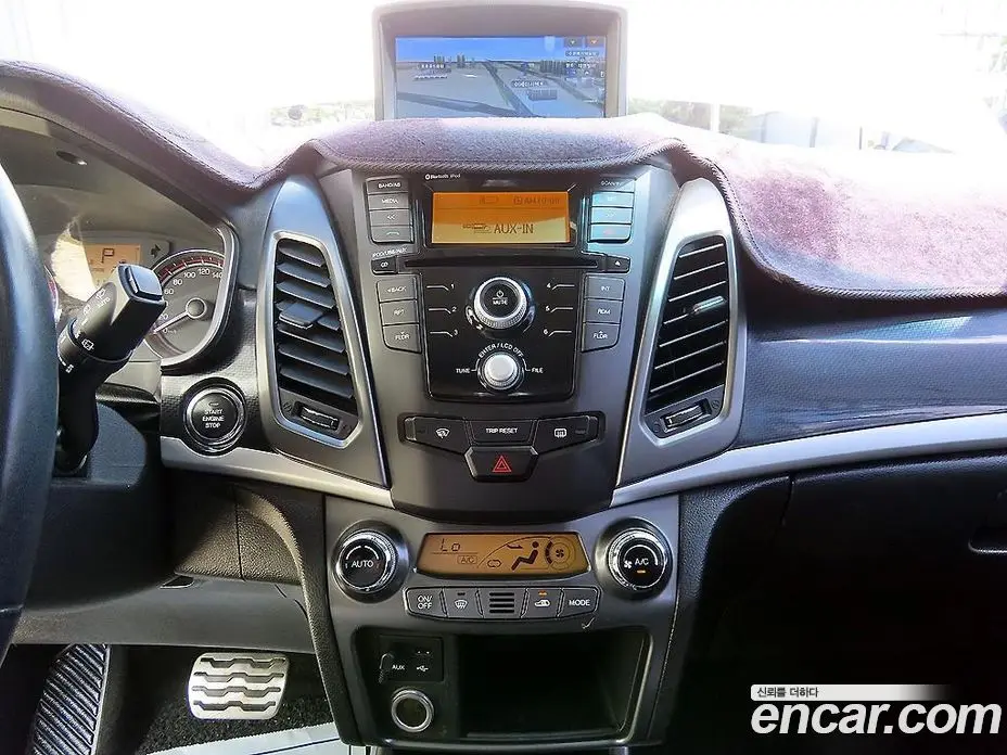 SsangYong Korando 2017 2.2 автомат (гидро), фото 14