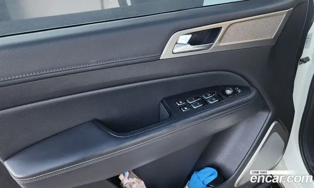 SsangYong Rexton 2018 2.2 автомат (гидро), миниатюра 12