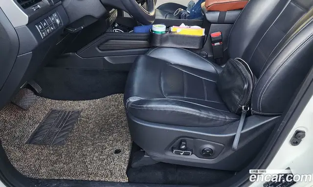 SsangYong Rexton 2018 2.2 автомат (гидро), миниатюра 9