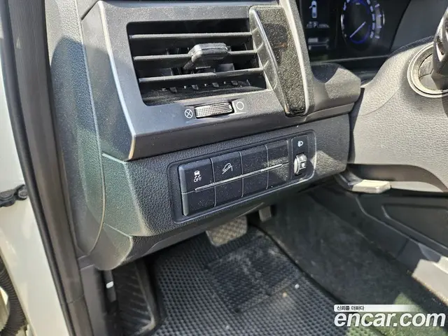 SsangYong Rexton 2021 2.2 автомат (гидро), миниатюра 8