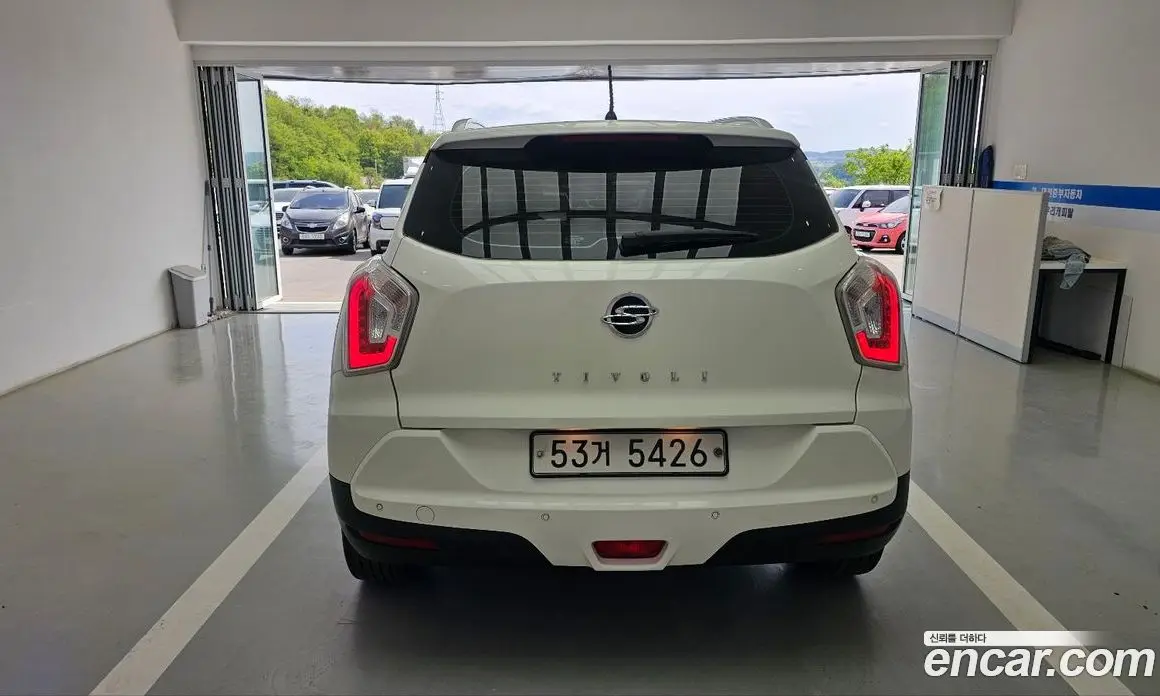 SsangYong TIBOLI 2015 1.6 автомат (гидро), фото 3