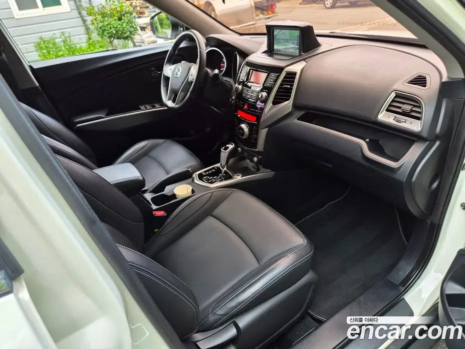 SsangYong TIBOLI 2015 1.6 автомат (гидро), фото 15 SsangYong TIBOLI 2015 1.6 автомат (гидро), фото 15