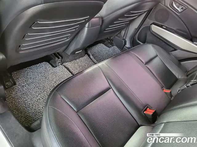 SsangYong TIBOLI 2015 1.6 автомат (гидро), миниатюра 7