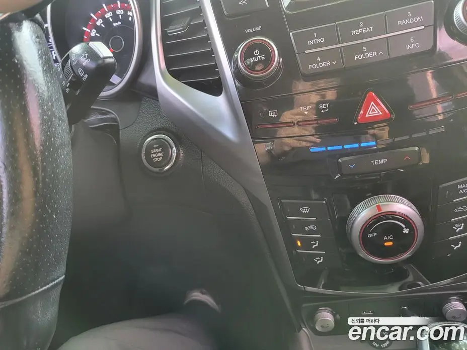 SsangYong TIBOLI 2015 1.6 автомат (гидро), фото 9