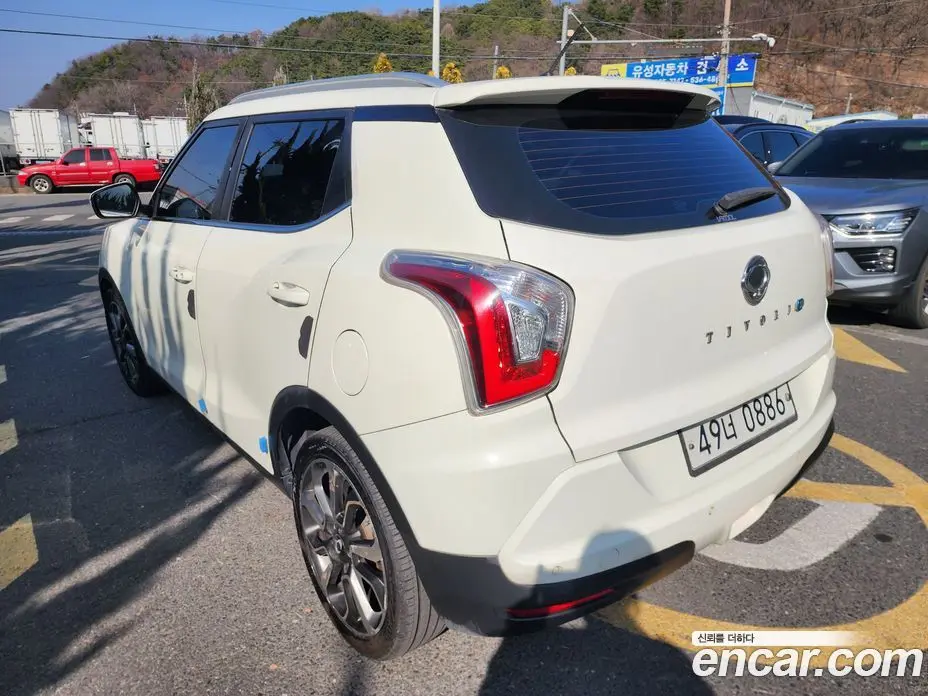 SsangYong TIBOLI 2015 1.6 автомат (гидро), фото 3 SsangYong TIBOLI 2015 1.6 автомат (гидро), фото 3