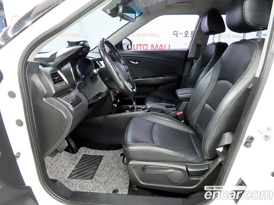 SsangYong TIBOLI 2017 1.6 автомат (гидро), фото 6