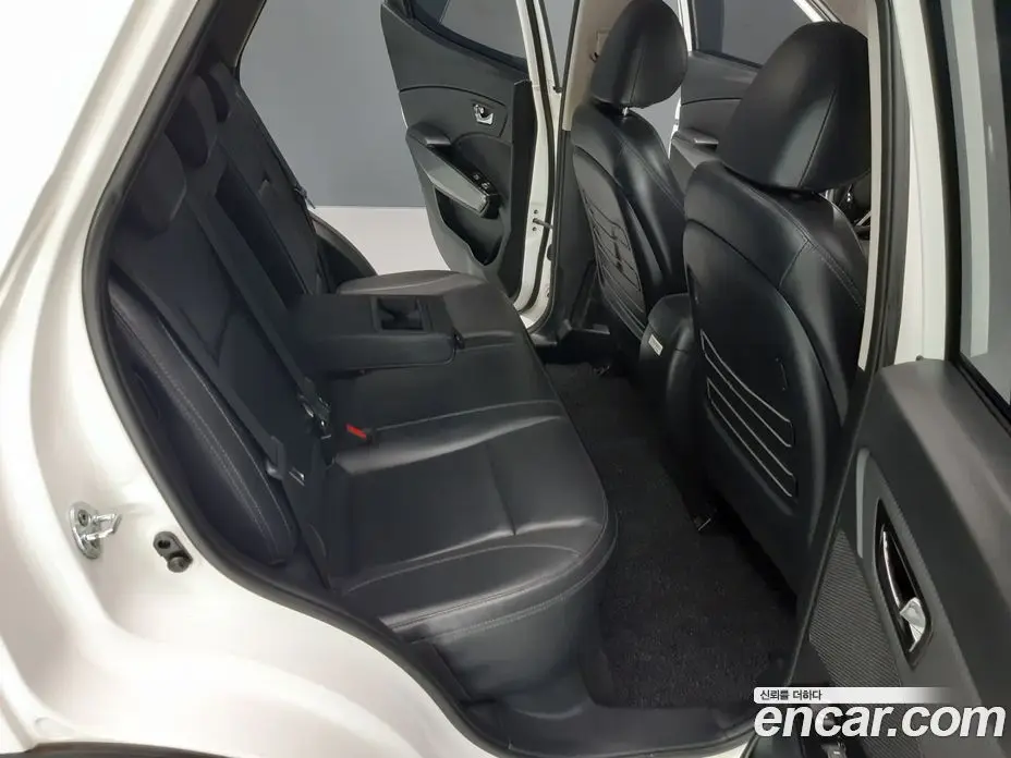 SsangYong TIBOLI 2022 1.5 автомат (гидро), фото 13
