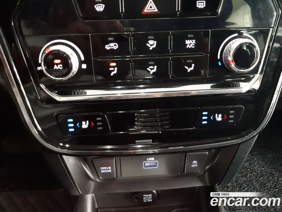 SsangYong TIBOLI 2022 1.5 автомат (гидро), фото 17