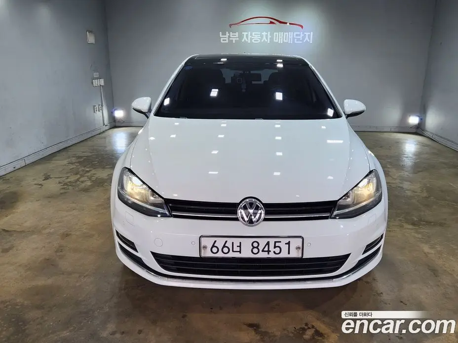 Volkswagen Golf 2014 2.0 автомат (гидро), фото 2 Volkswagen Golf 2014 2.0 автомат (гидро), фото 2