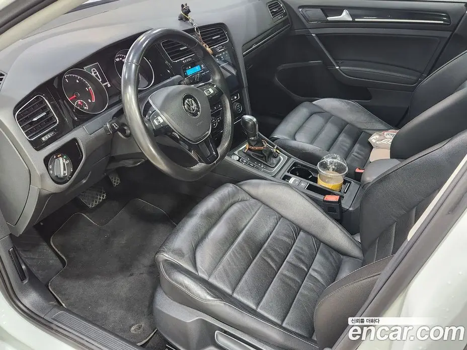 Volkswagen Golf 2014 2.0 автомат (гидро), фото 7 Volkswagen Golf 2014 2.0 автомат (гидро), фото 7