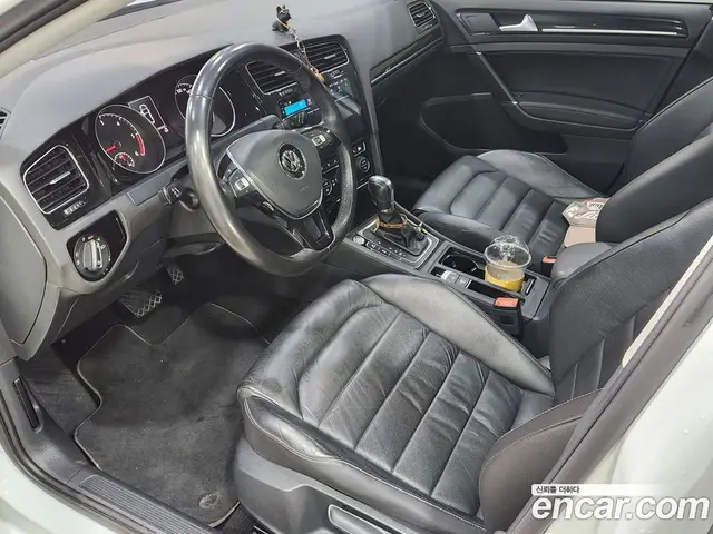 Volkswagen Golf 2014 2.0 автомат (гидро), миниатюра 7 Volkswagen Golf 2014 2.0 автомат (гидро), миниатюра 7