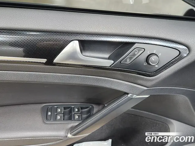 Volkswagen Golf 2014 2.0 автомат (гидро), миниатюра 8 Volkswagen Golf 2014 2.0 автомат (гидро), миниатюра 8