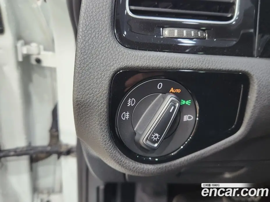 Volkswagen Golf 2014 2.0 автомат (гидро), фото 9 Volkswagen Golf 2014 2.0 автомат (гидро), фото 9