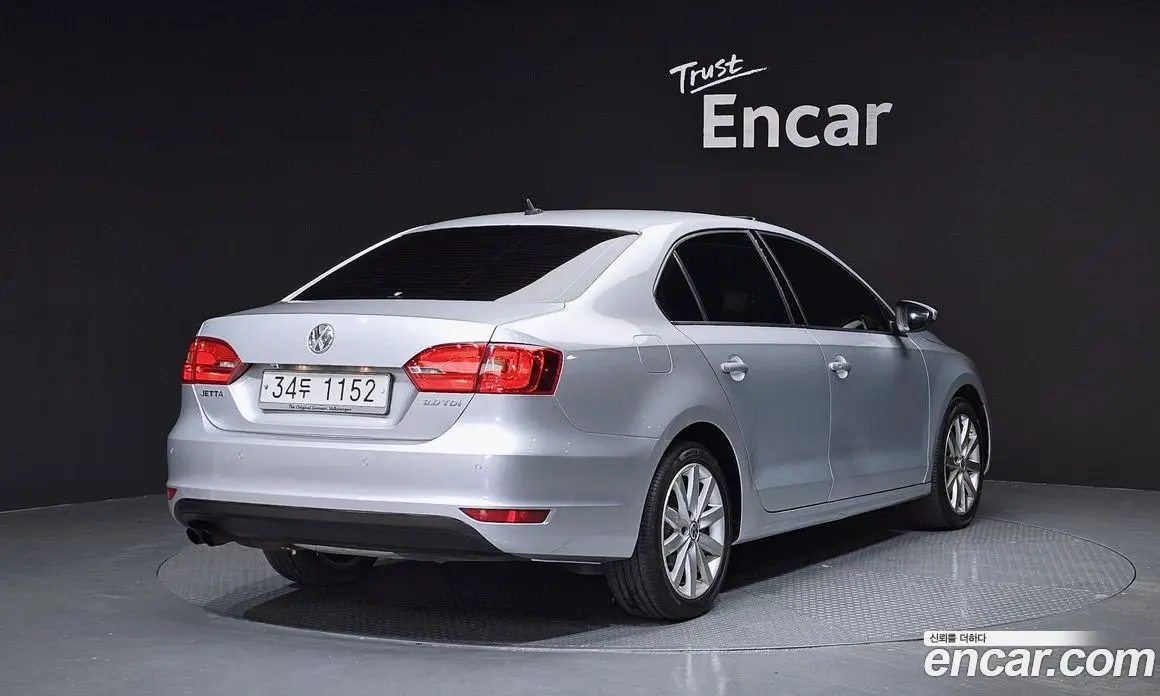 Volkswagen Jetta 2011 2.0 автомат (гидро), фото 2 Volkswagen Jetta 2011 2.0 автомат (гидро), фото 2