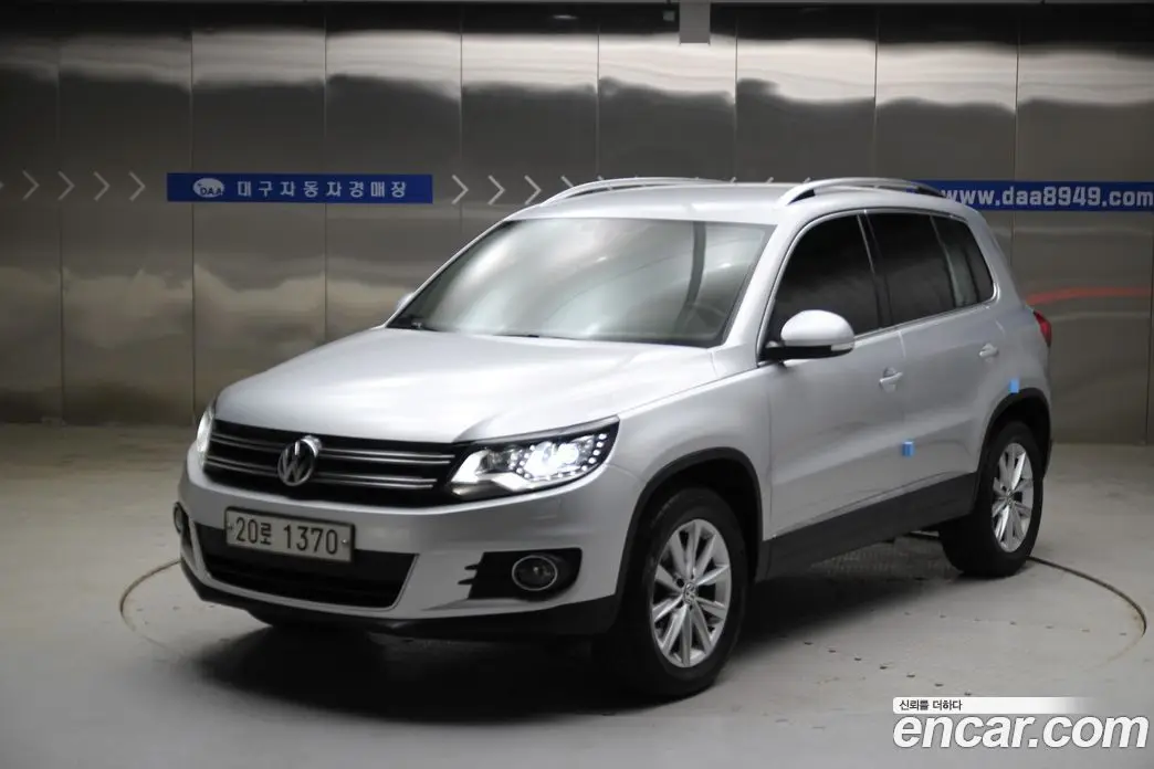 Volkswagen Tiguan 2014 2.0 автомат (гидро), фото 1 Volkswagen Tiguan 2014 2.0 автомат (гидро), фото 1