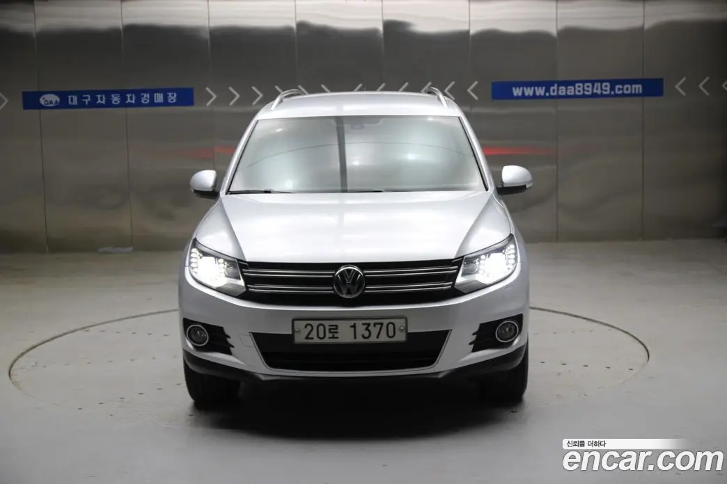 Volkswagen Tiguan 2014 2.0 автомат (гидро), фото 3 Volkswagen Tiguan 2014 2.0 автомат (гидро), фото 3