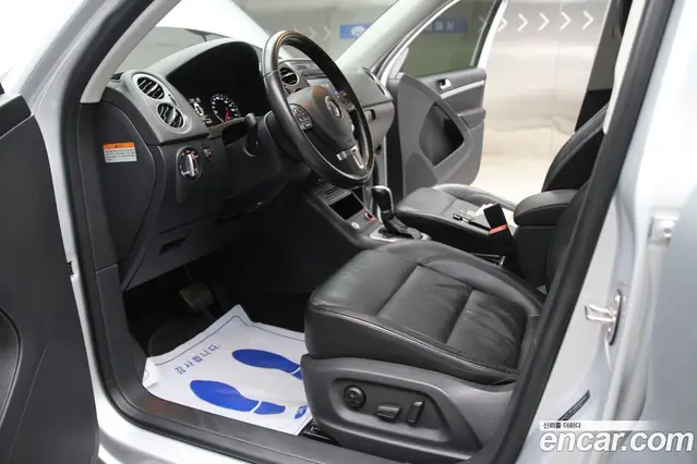 Volkswagen Tiguan 2014 2.0 автомат (гидро), миниатюра 10 Volkswagen Tiguan 2014 2.0 автомат (гидро), миниатюра 10