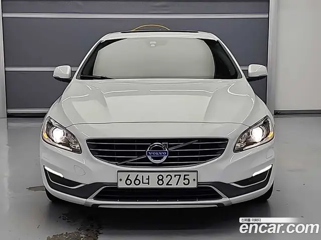 Volvo S60 2014 1.6 автомат (гидро), миниатюра 3 Volvo S60 2014 1.6 автомат (гидро), миниатюра 3