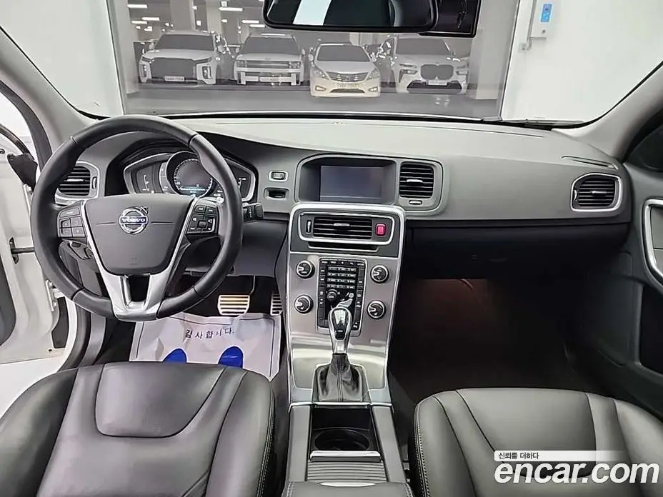 Volvo S60 2014 1.6 автомат (гидро), фото 7 Volvo S60 2014 1.6 автомат (гидро), фото 7