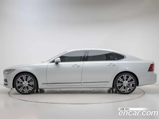 Volvo S90 2024 2.0 автомат (гидро), миниатюра 3 Volvo S90 2024 2.0 автомат (гидро), миниатюра 3