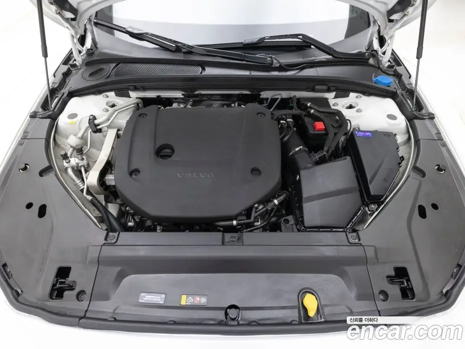 Volvo S90 2024 2.0 автомат (гидро), фото 7 Volvo S90 2024 2.0 автомат (гидро), фото 7
