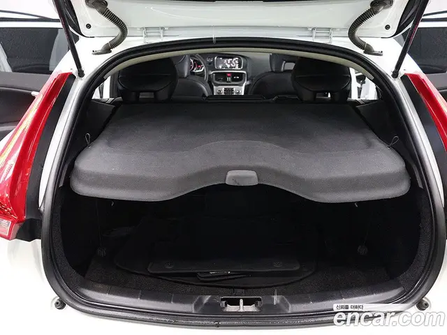Volvo V40 2019 2.0 автомат (гидро), миниатюра 5