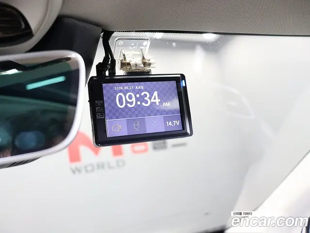 Volvo V40 2019 2.0 автомат (гидро), миниатюра 7