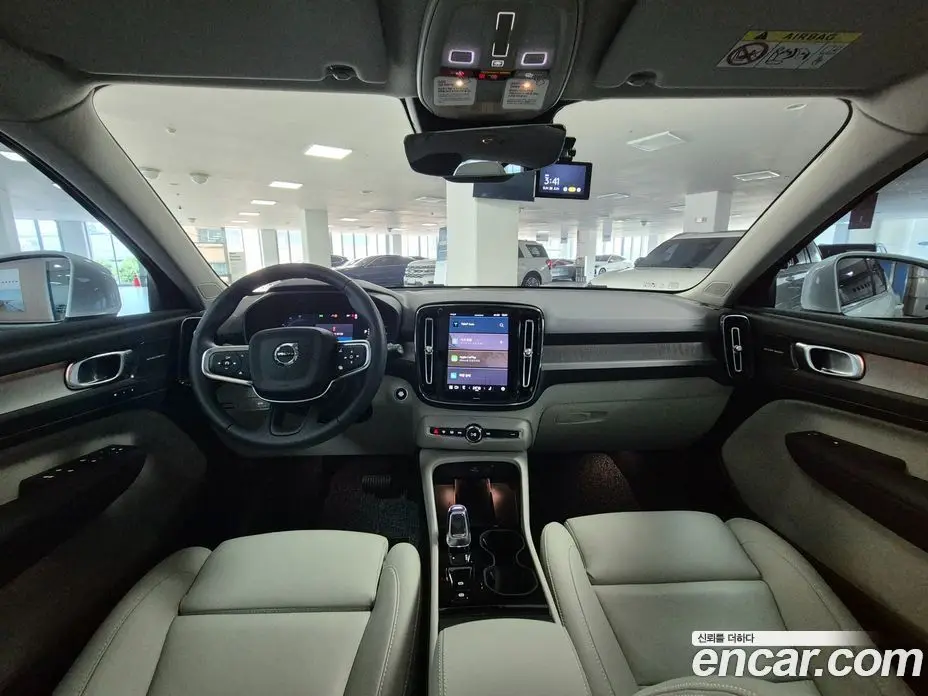 Volvo XC40 2025 2.0 автомат (гидро), фото 7 Volvo XC40 2025 2.0 автомат (гидро), фото 7