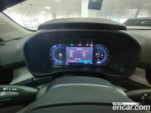 Volvo XC40 2025 2.0 автомат (гидро), миниатюра 8 Volvo XC40 2025 2.0 автомат (гидро), миниатюра 8