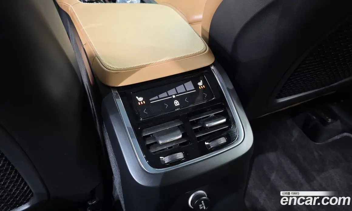 Volvo XC90 2018 2.0 автомат (гидро), фото 19 Volvo XC90 2018 2.0 автомат (гидро), фото 19