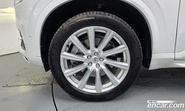 Volvo XC90 2018 2.0 автомат (гидро), миниатюра 5 Volvo XC90 2018 2.0 автомат (гидро), миниатюра 5