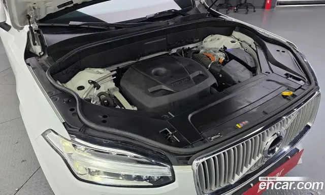 Volvo XC90 2018 2.0 автомат (гидро), миниатюра 6 Volvo XC90 2018 2.0 автомат (гидро), миниатюра 6