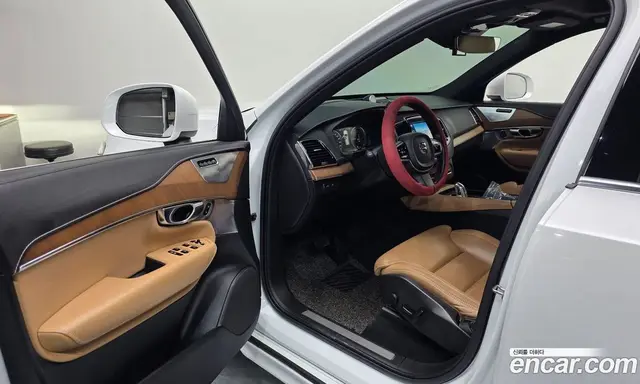 Volvo XC90 2018 2.0 автомат (гидро), миниатюра 10 Volvo XC90 2018 2.0 автомат (гидро), миниатюра 10