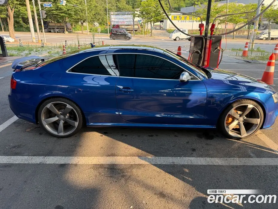Audi RS5 2014 4.2 автомат (гидро), фото 4 Audi RS5 2014 4.2 автомат (гидро), фото 4