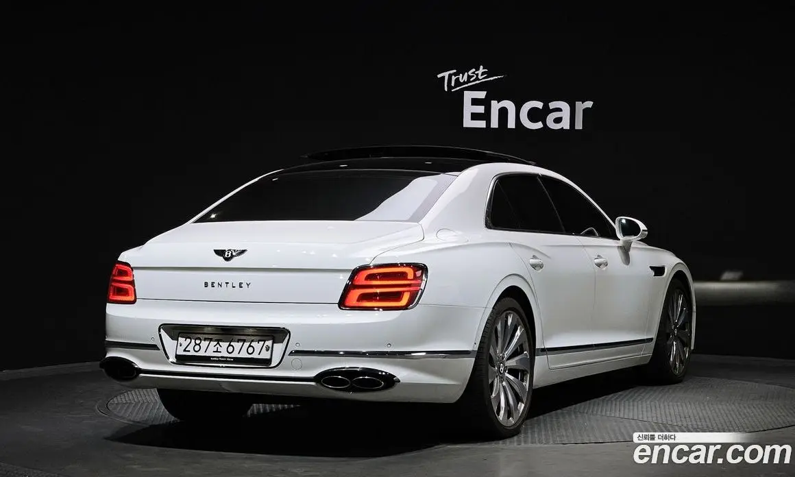 Bentley Flying Spur 2021 4.0 автомат (гидро), фото 2 Bentley Flying Spur 2021 4.0 автомат (гидро), фото 2