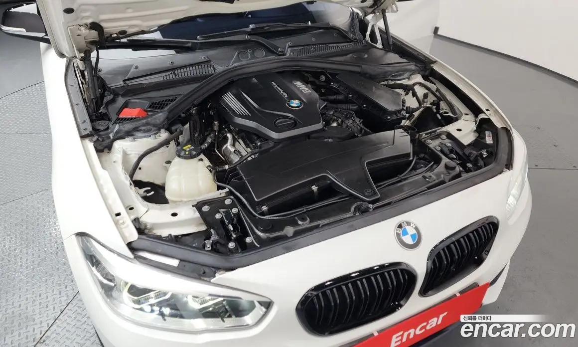 BMW 1 серия 2016 2.0 автомат (гидро), фото 6