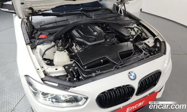 BMW 1 серия 2016 2.0 автомат (гидро), миниатюра 6