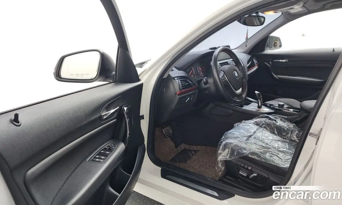 BMW 1 серия 2016 2.0 автомат (гидро), фото 10