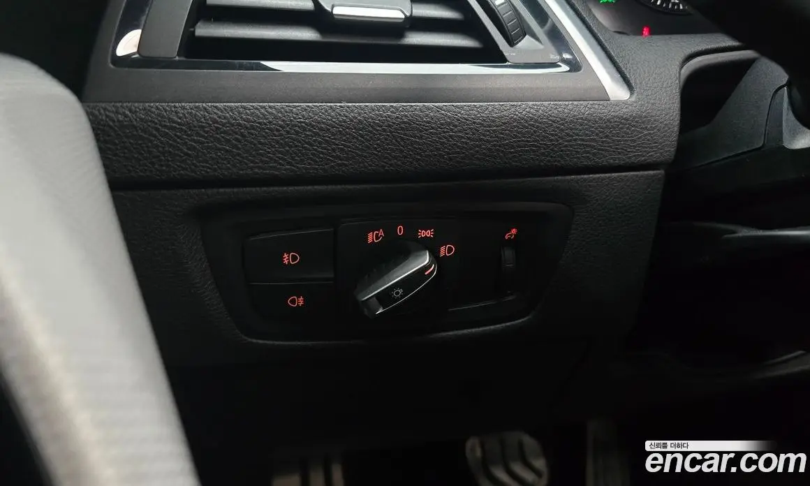 BMW 1 серия 2018 2.0 автомат (гидро), фото 17