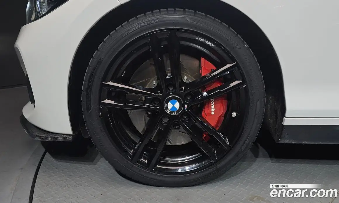 BMW 1 серия 2018 2.0 автомат (гидро), фото 5