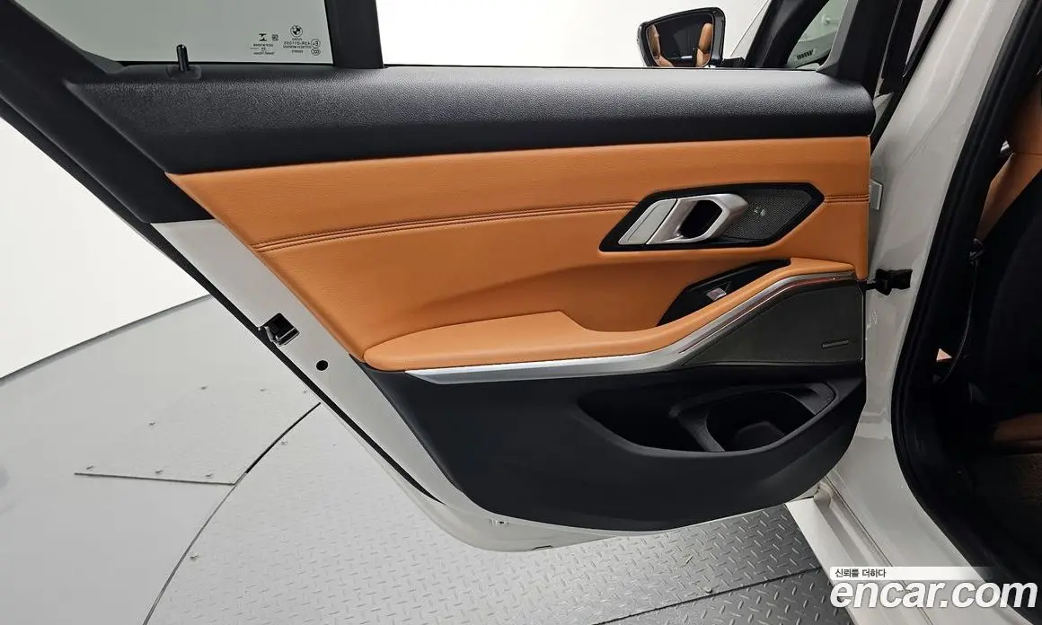 BMW 3 серия 2021 3.0 автомат (гидро), фото 15