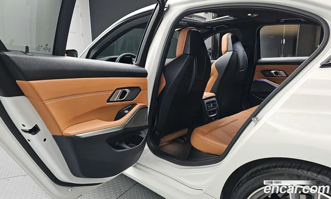 BMW 3 серия 2021 3.0 автомат (гидро), фото 18