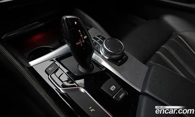 BMW 5 серия 2017 2.0 автомат (гидро), миниатюра 9