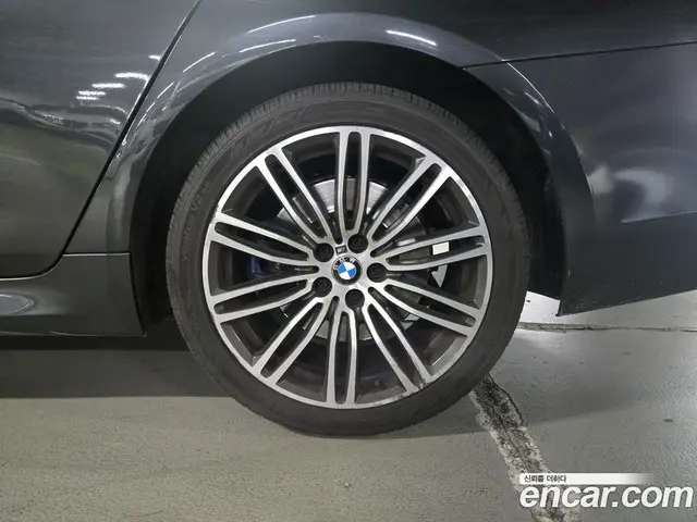 BMW 5 серия 2018 2.0 автомат (гидро), миниатюра 5 BMW 5 серия 2018 2.0 автомат (гидро), миниатюра 5