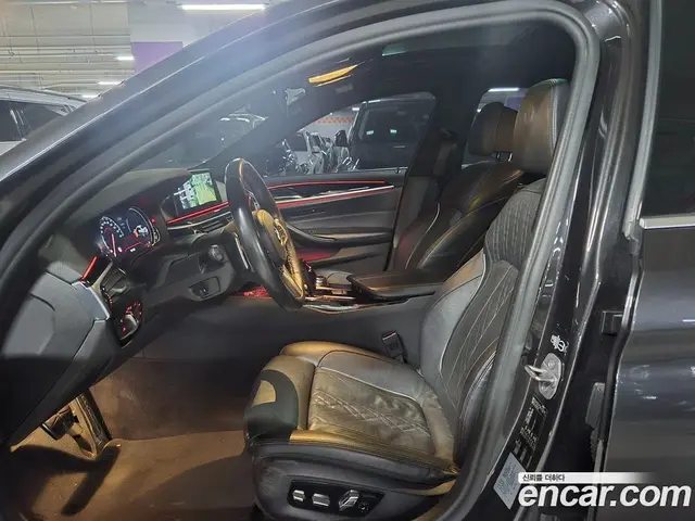 BMW 5 серия 2018 2.0 автомат (гидро), миниатюра 10 BMW 5 серия 2018 2.0 автомат (гидро), миниатюра 10