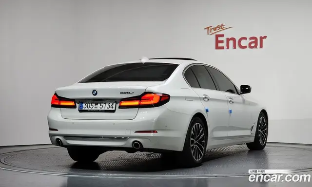 BMW 5 серия 2018 2.0 автомат (гидро), миниатюра 2