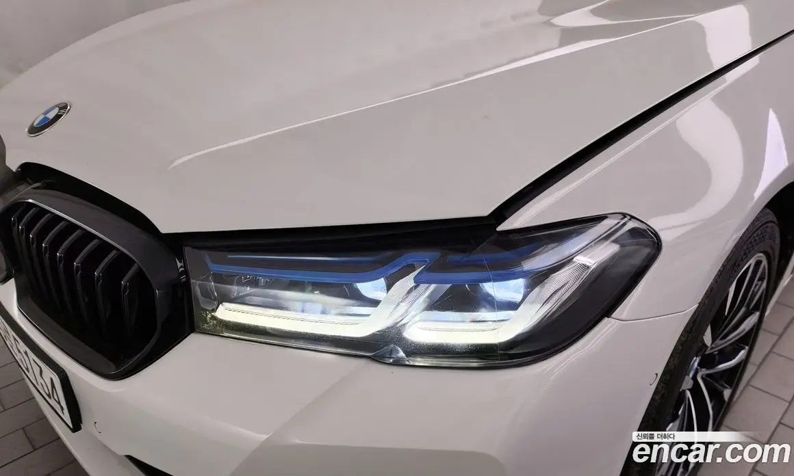 BMW 5 серия 2018 2.0 автомат (гидро), фото 8