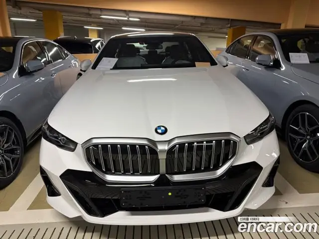 BMW 5 серия 2026 2.0 автомат (гидро), миниатюра 11 BMW 5 серия 2026 2.0 автомат (гидро), миниатюра 11