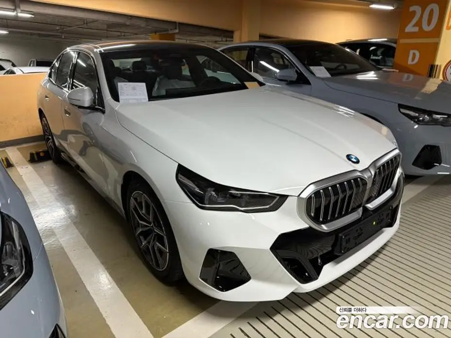 BMW 5 серия 2026 2.0 автомат (гидро), фото 17 BMW 5 серия 2026 2.0 автомат (гидро), фото 17