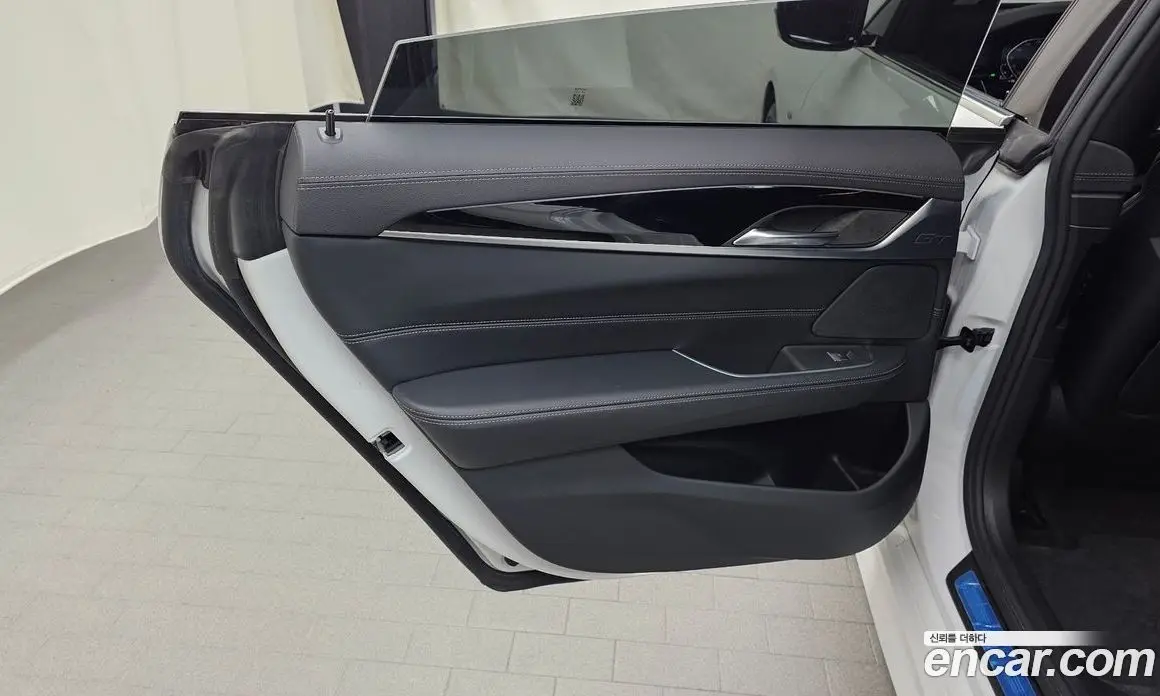 BMW 6 серия 2021 2.0 автомат (гидро), фото 15